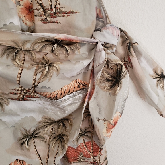 Vintage Hawaiian Mini Wrap Dress - Picture 5 of 11